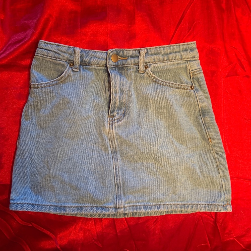 High waisted Jean skirt!!